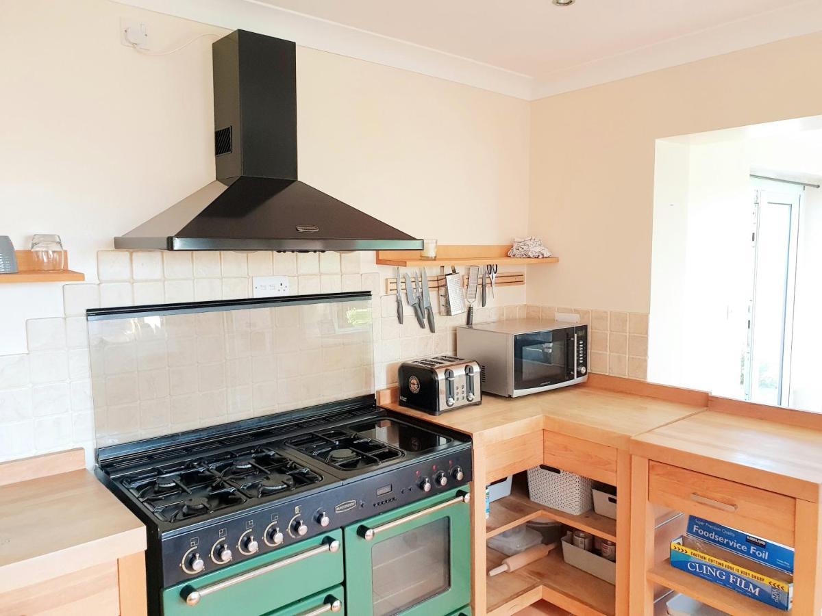 Specious 3Bed Property With Parking & Large Garden Aveley Ngoại thất bức ảnh